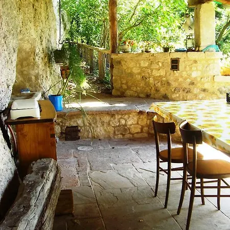 לינה וארוחת בוקר Al Mulino